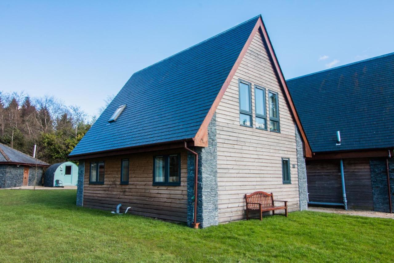Balmaha Lodges And Apartments Exterior photo